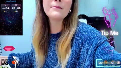 evelyne_rose online show from 12/17/25, 06:08