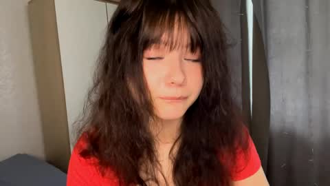 Snapshot of evelynhudson chatting on 05/28/26, 08:22 Evelyn Velvet online show from 05/28/26, 08:22