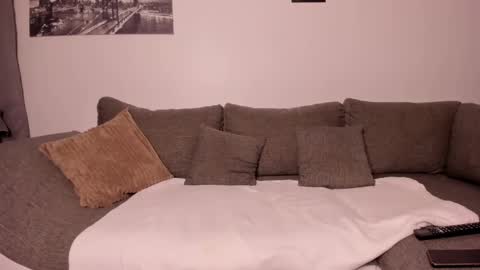 Evelyne online show from 02/02/25, 02:38