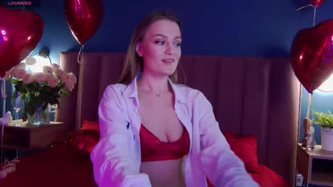 Evelyn online show from 02/15/26, 04:42