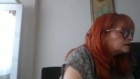 Evelyn Smith online show from 02/09/26, 03:05