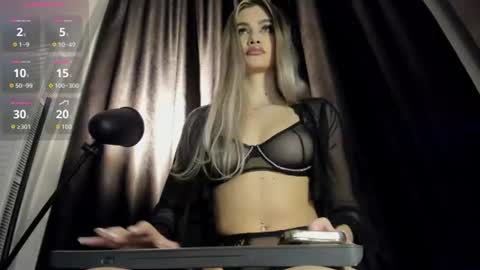 Evelynvlove online show from 06/29/26, 07:47