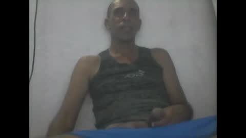 Snapshot of everaldosantos chatting on 12/10/24, 10:37 everaldosantos online show from 12/10/24, 10:37