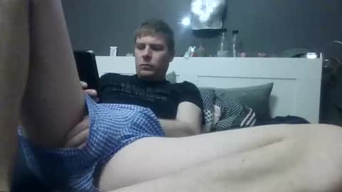 Snapshot of everlast111 chatting on 02/28/25, 08:50 everlast111 online show from 02/28/25, 08:50