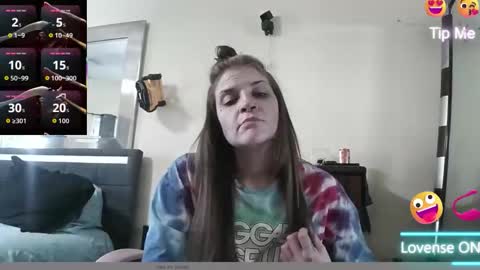 Snapshot of everleighlux chatting on 03/05/26, 08:16 Aly online show from 03/05/26, 08:16