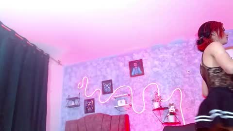 everlin__hot_ online show from 02/16/26, 11:50