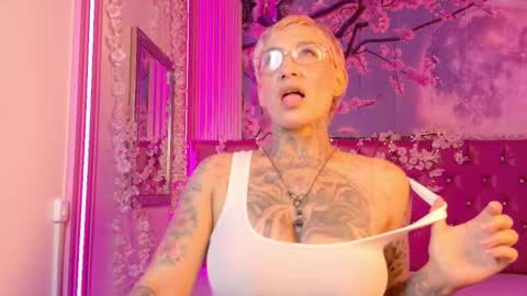 everlyn_sexx online show from 02/28/26, 06:09