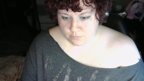 Snapshot of evermoreeve chatting on 06/14/26, 08:27 evermoreeve online show from 06/14/26, 08:27
