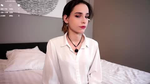 Snapshot of evervessi chatting on 10/20/25, 03:40 Anita online show from 10/20/25, 03:40