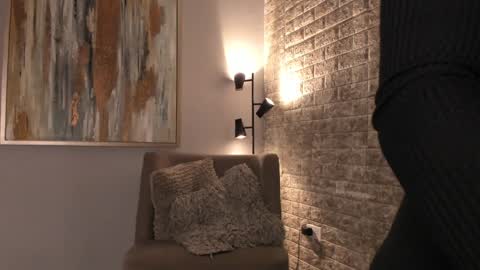 Snapshot of everyh chatting on 01/21/25, 01:50 Sophia online show from 01/21/25, 01:50