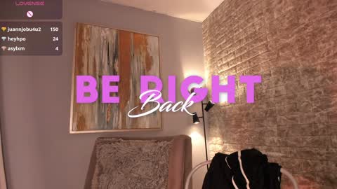 Snapshot of everyh chatting on 01/29/25, 12:01 Sophia online show from 01/29/25, 12:01