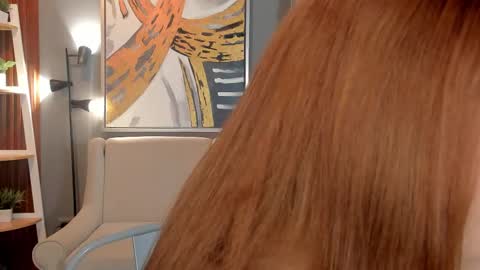 Sophia online show from 12/01/25, 07:41