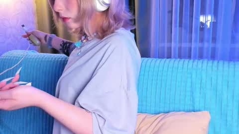 Snapshot of eves_eyes chatting on 11/08/25, 12:44 Forget me not eve on CB online show from 11/08/25, 12:44