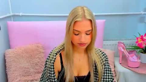 Eve online show from 09/15/25, 07:25