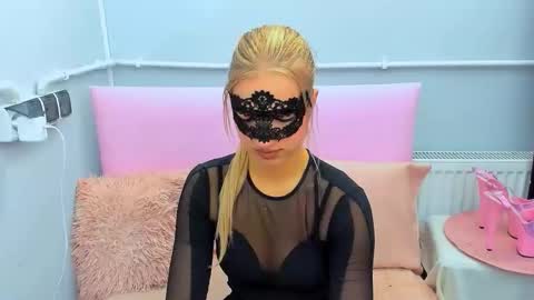 Eve online show from 09/18/25, 03:14