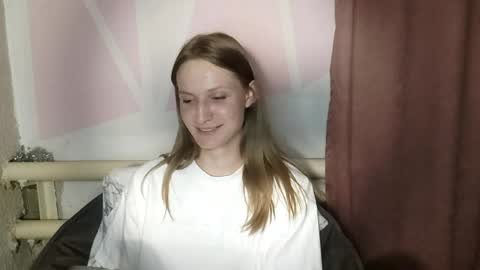 Snapshot of evevidal chatting on 04/21/26, 05:06 Aurora online show from 04/21/26, 05:06