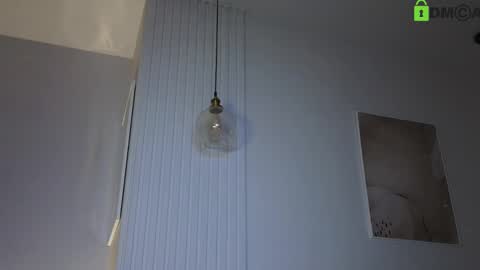 Snapshot of evi_woow chatting on 02/15/25, 01:10 evi_woow online show from 02/15/25, 01:10