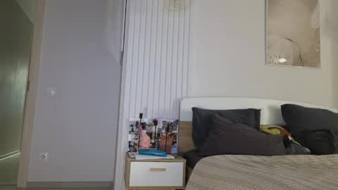 Snapshot of evi_woow chatting on 04/13/26, 09:31 evi_woow online show from 04/13/26, 09:31