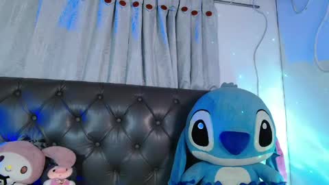 Snapshot of evie_cloud chatting on 06/05/26, 04:52 Evie Cloud online show from 06/05/26, 04:52