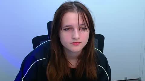 Snapshot of evie_leee chatting on 11/08/25, 12:16 Evie online show from 11/08/25, 12:16