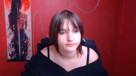 Evie online show from 12/20/25, 12:23