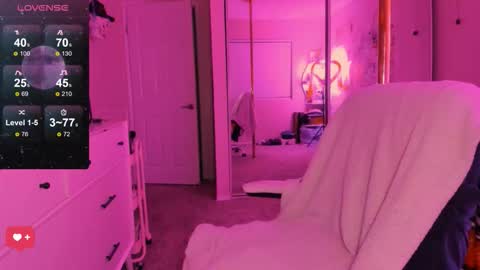 Evie Luna online show from 10/02/25, 02:07