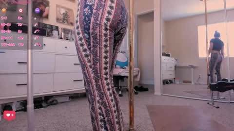 Snapshot of evie_luna chatting on 04/04/26, 11:13 Evie Luna online show from 04/04/26, 11:13