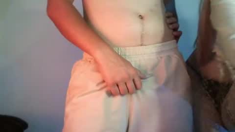 Snapshot of evie_muna chatting on 07/31/26, 07:30 Renesme White Im here from Monday to Friday online show from 07/31/26, 07:30