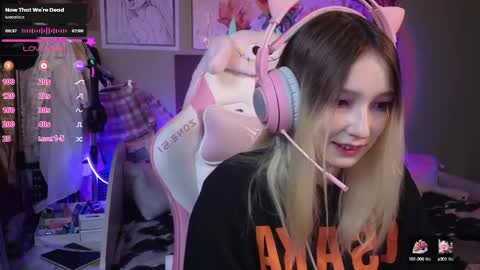 Evie online show from 02/04/25, 08:28