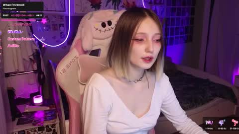 Evie online show from 09/16/25, 08:54