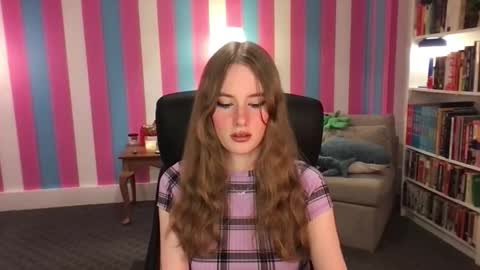 Evie3 online show from 12/18/25, 03:12