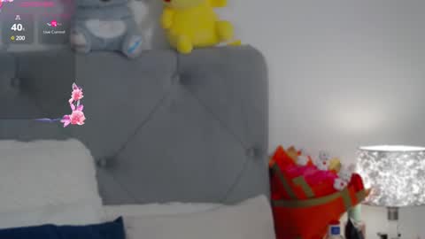 Snapshot of evierosie chatting on 02/27/25, 06:42 Evie online show from 02/27/25, 06:42