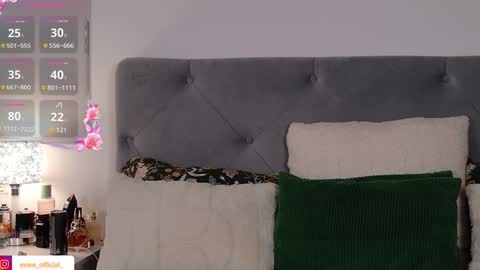 Snapshot of evierosie chatting on 10/04/25, 01:36 Evie online show from 10/04/25, 01:36