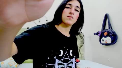 Marley independent model online show from 11/25/25, 07:36