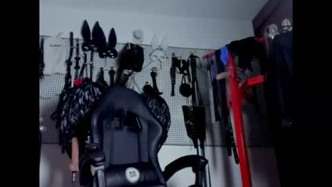 Mistress Sammy online show from 07/03/26, 06:14