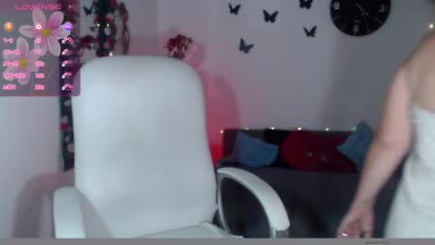 Pamela  online show from 02/12/25, 09:01