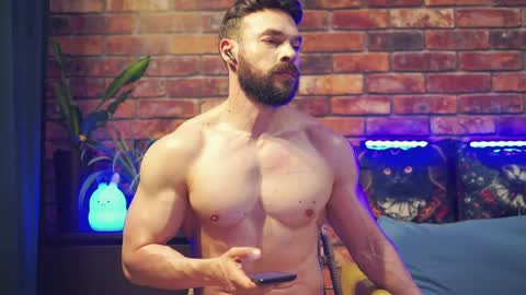 Snapshot of evildavil chatting on 04/17/26, 08:45 David online show from 04/17/26, 08:45