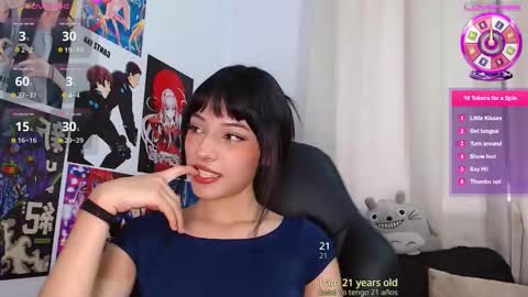 Snapshot of evilthoughts_ chatting on 10/02/25, 09:11 Sofia and David online show from 10/02/25, 09:11