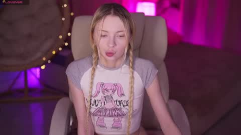 Eva online show from 03/22/26, 08:07