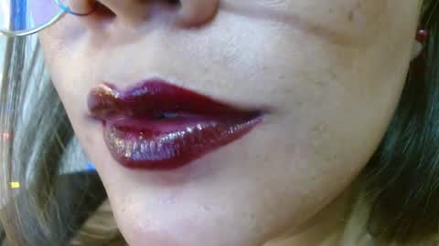 Snapshot of evolethmontenegros chatting on 03/31/26, 04:35 Evoleth online show from 03/31/26, 04:35