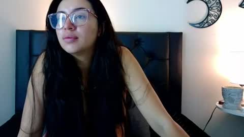 Evolet online show from 07/14/26, 12:22