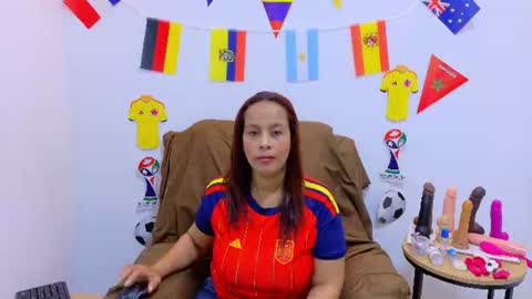 Snapshot of evvaa_moon chatting on 07/10/26, 12:30 evvaa_moon online show from 07/10/26, 12:30