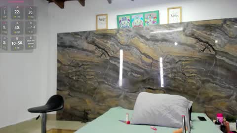 evy_connor online show from 12/04/25, 11:30