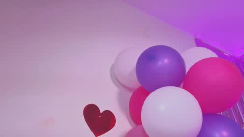 EVY online show from 09/19/25, 01:29