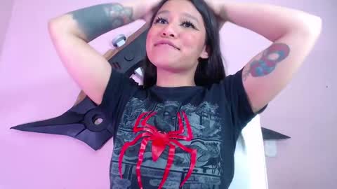 Snapshot of evybubbles_ chatting on 09/28/25, 05:24 Im Evy online show from 09/28/25, 05:24