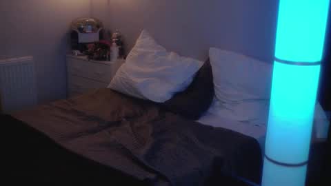 Alyson online show from 02/25/25, 02:22