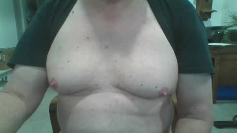 Snapshot of excitacbleguy9 chatting on 12/16/24, 04:27 was excitablyguy hacked online show from 12/16/24, 04:27