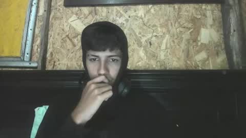 Snapshot of exclusive_ninja chatting on 11/04/25, 01:48  Samuel Montoya  online show from 11/04/25, 01:48