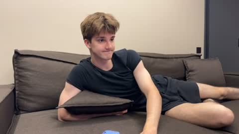 Snapshot of exclusiveflexboy chatting on 06/20/26, 10:34 exclusiveflexboy online show from 06/20/26, 10:34