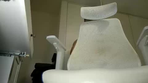 Snapshot of exhibapoil chatting on 06/04/26, 11:27 exhibapoil online show from 06/04/26, 11:27